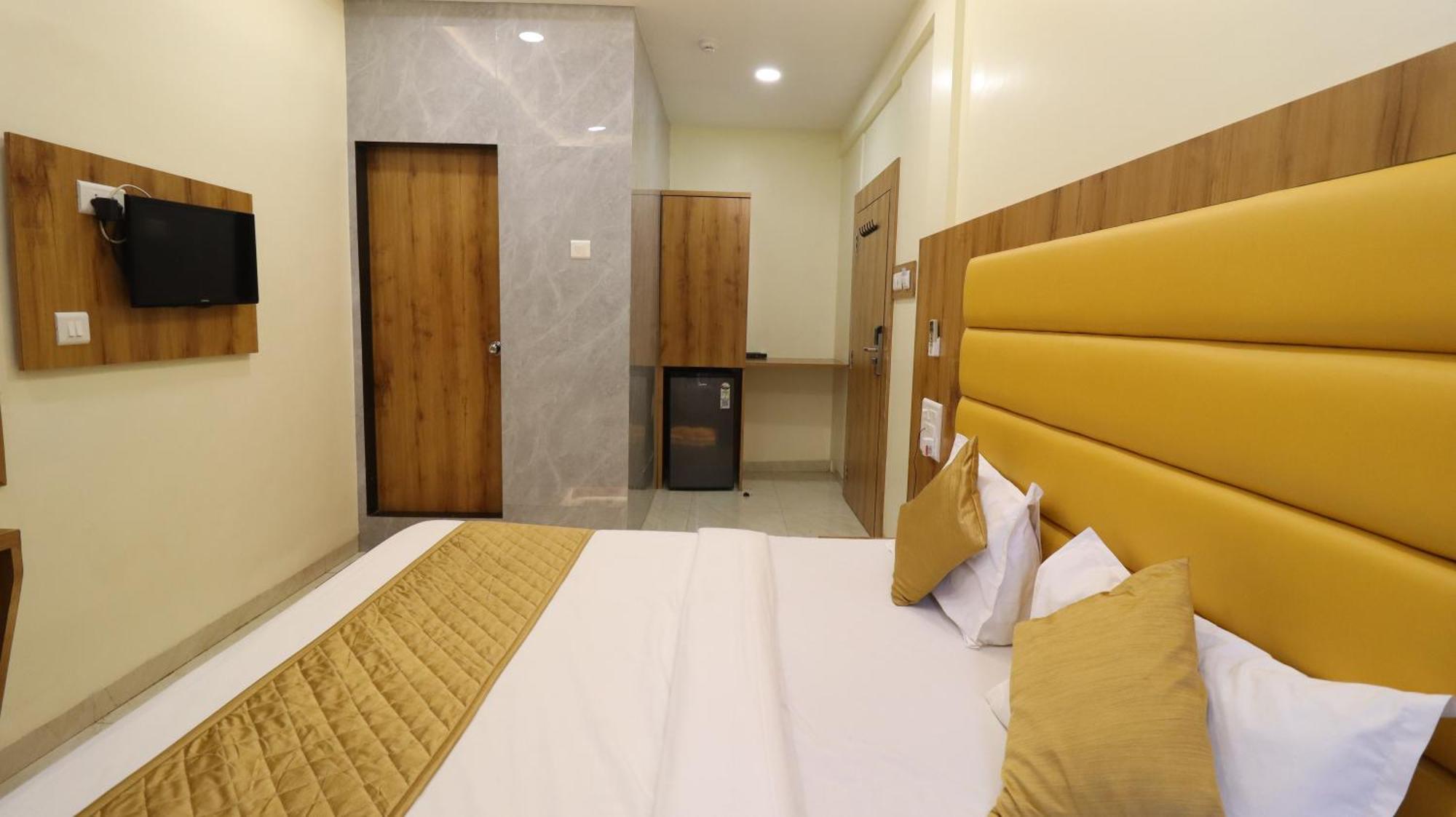 Hotel National - Grant Road Mumbai Ngoại thất bức ảnh