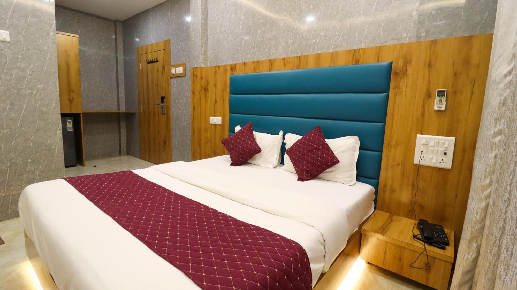 Hotel National - Grant Road Mumbai Ngoại thất bức ảnh