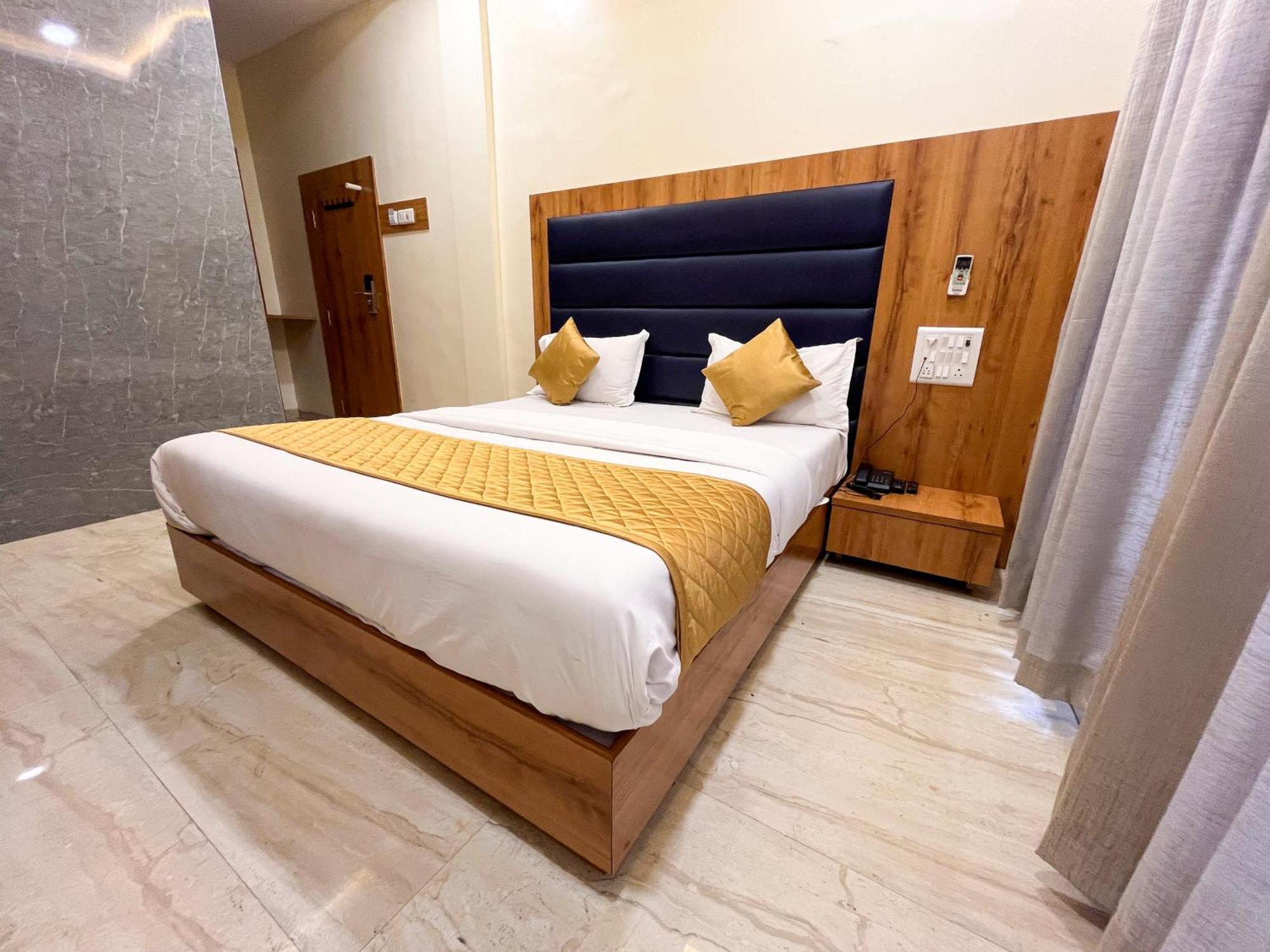 Hotel National - Grant Road Mumbai Ngoại thất bức ảnh